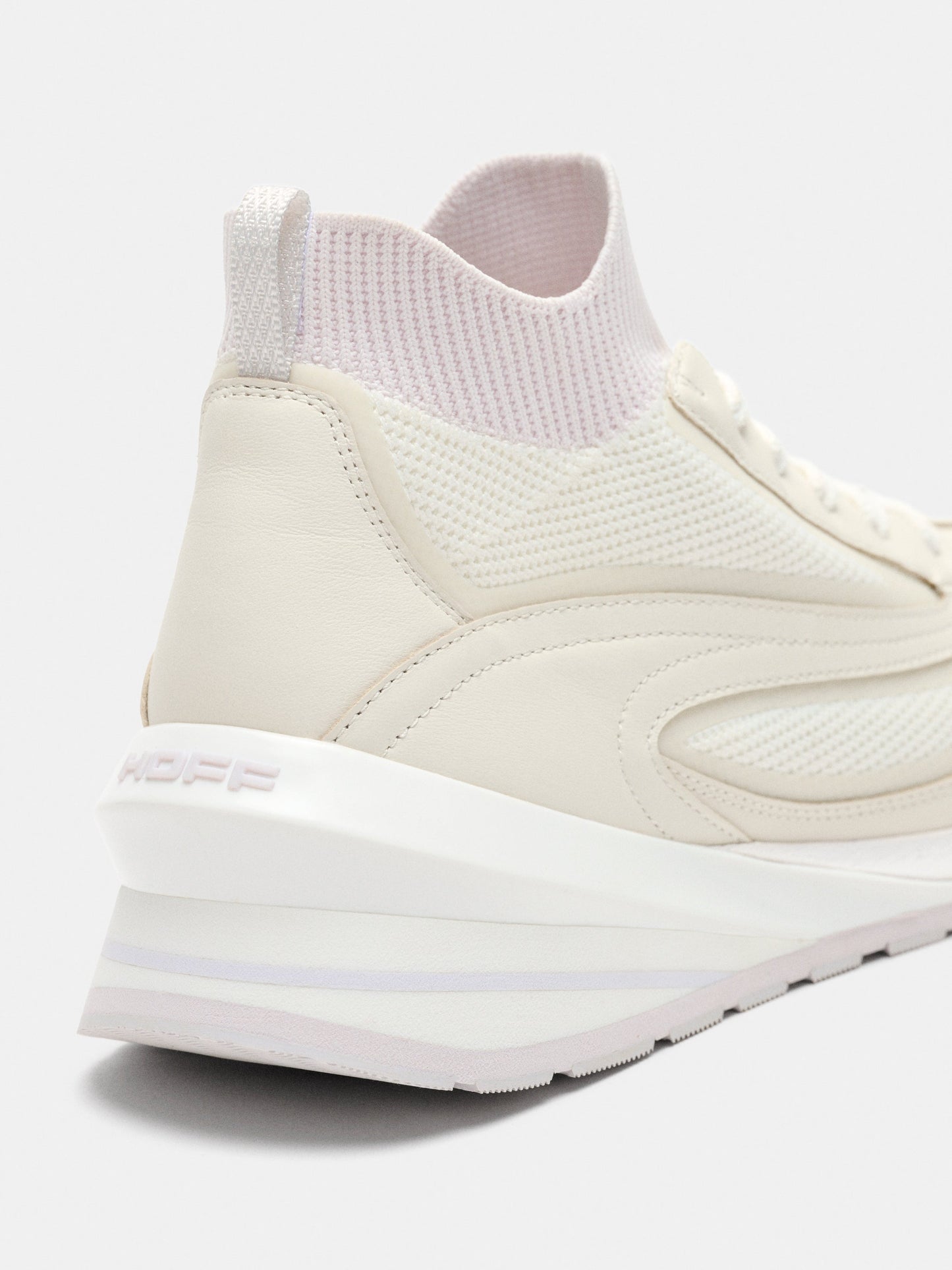 Seven Flyknit Runner Off White